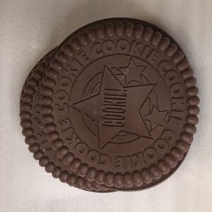 5/$25 Silicone cookie shaped baking pans set 2